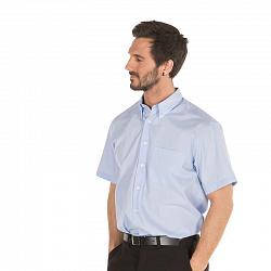 Camisa M/C. Botón cuello.