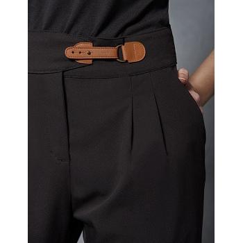 Pantalón paperbag con hebilla de polipiel 1